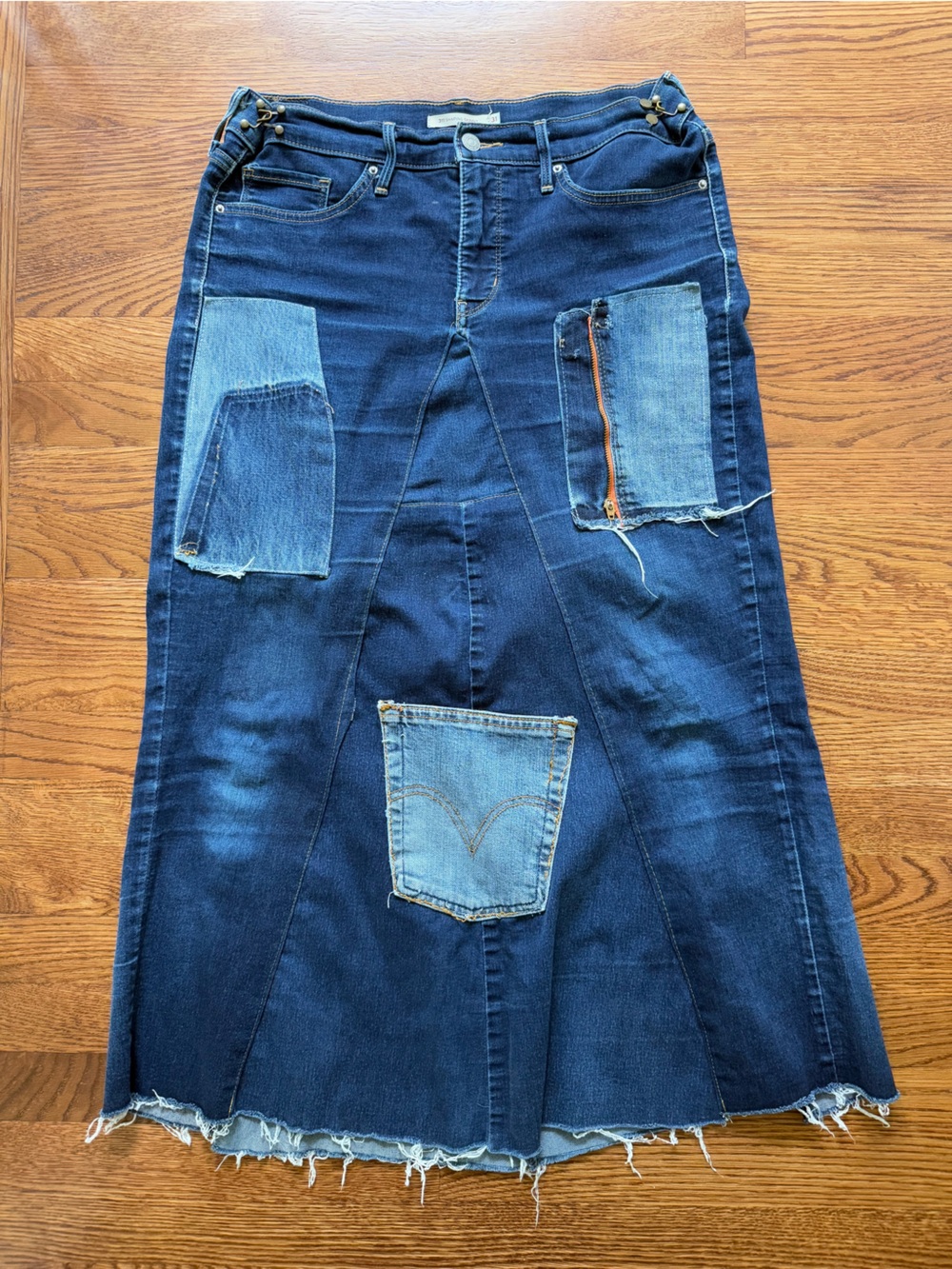 LEVIS Upcycled Denim Blue Jean Maxi Skirt‎ Patchwork Boho Sustainable Raw M L 31